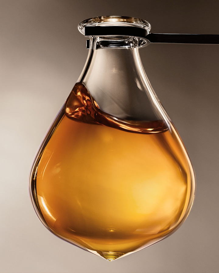 海蓝之谜修护精萃乳| 海蓝之谜官方网站